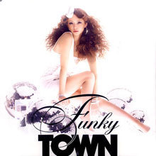Namie Amuro (아무로 나미에) / Funky Town (일본수입/미개봉/single/avcd31216)